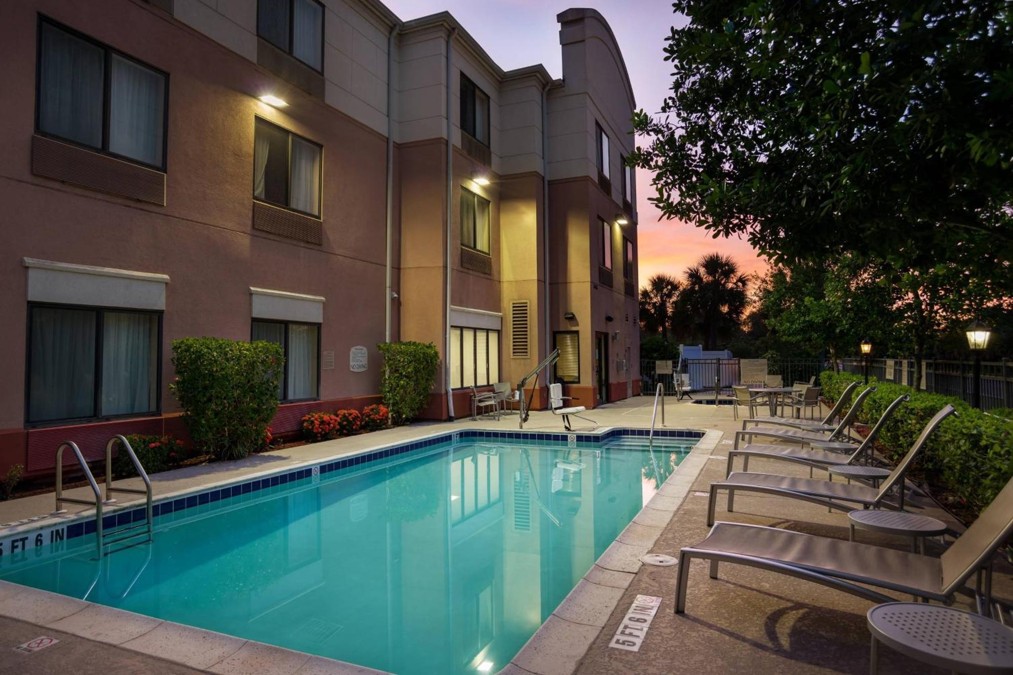 Springhill Suites St Petersburg Clearwater Largo Extérieur photo