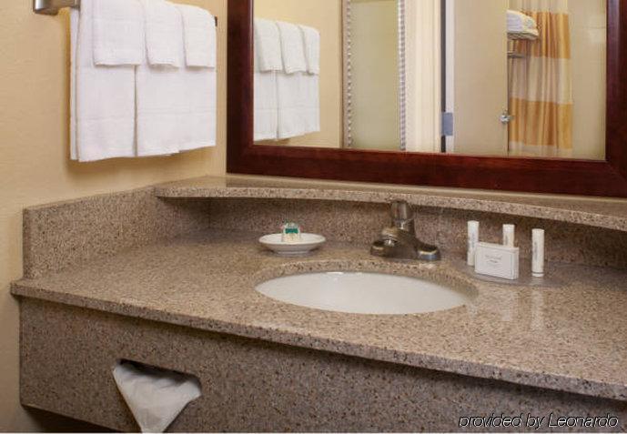 Springhill Suites St Petersburg Clearwater Largo Extérieur photo